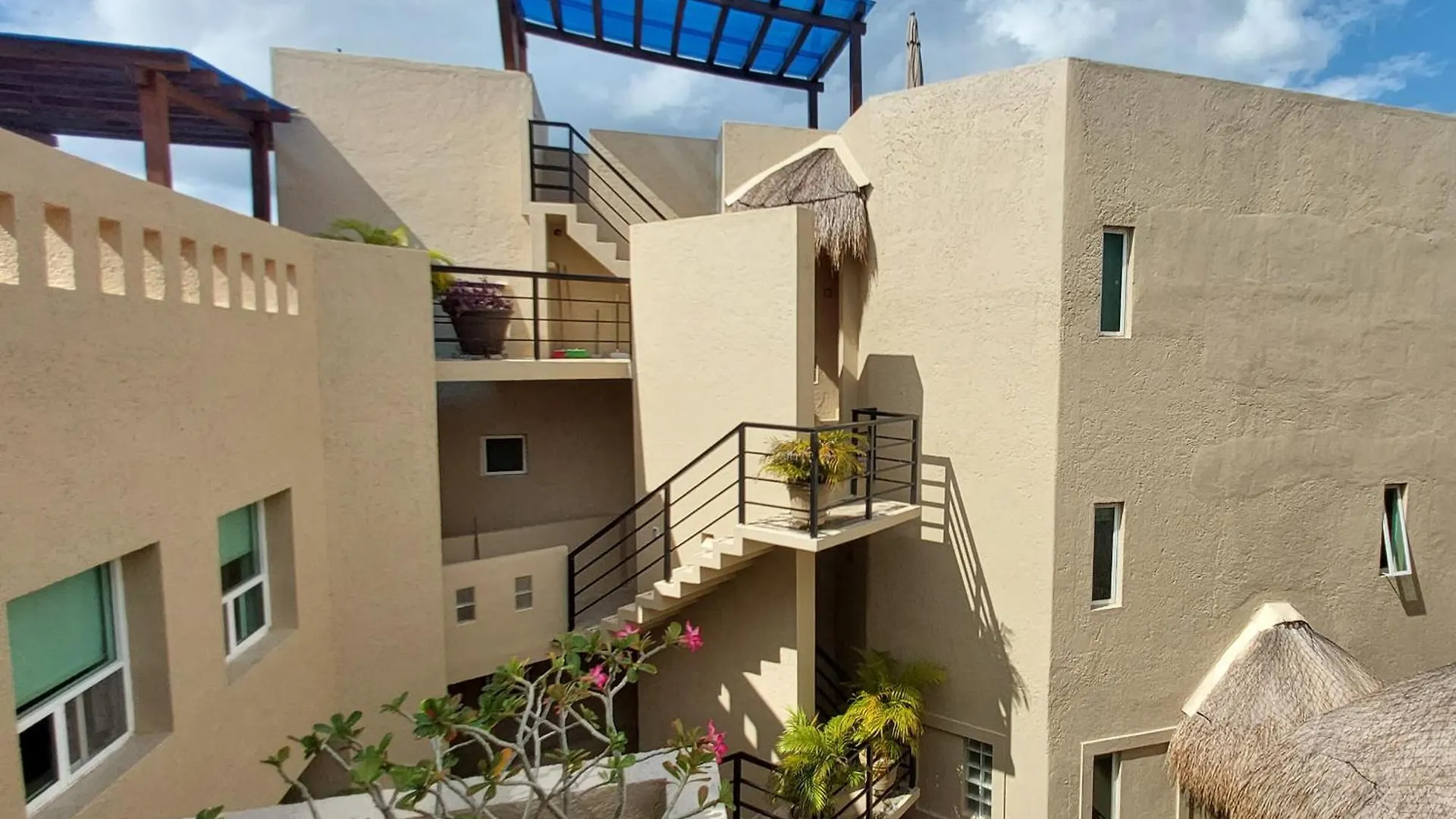 2Br Apt Close To The Beach And 1 Block From 5Th Av Playa del Carmen