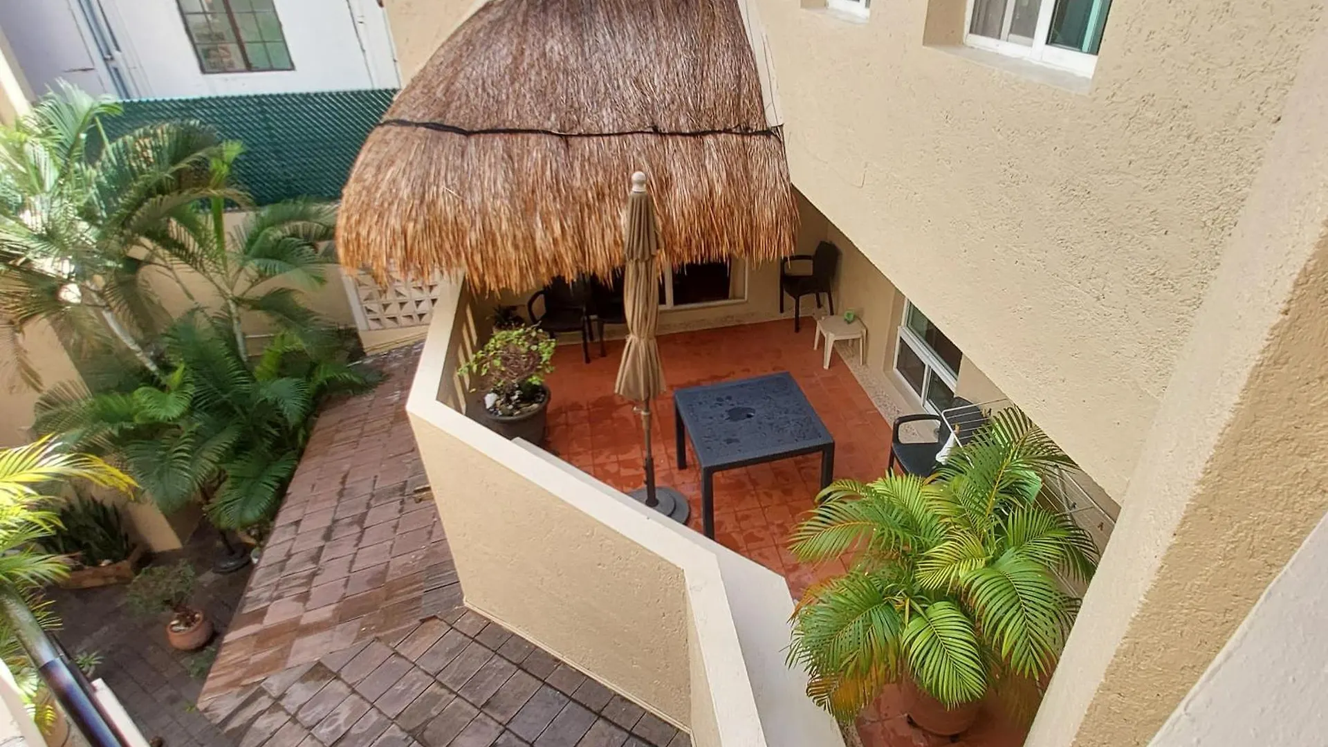 2Br Apt Close To The Beach And 1 Block From 5Th Av Playa del Carmen